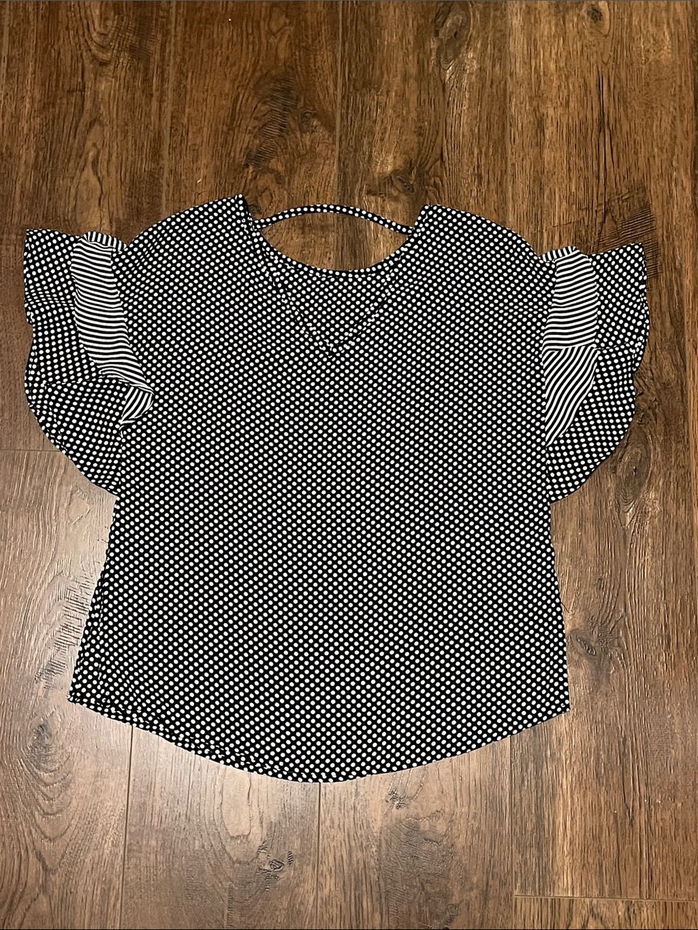 Como Vintage Black and White Polka Dot Ruffle Sleeve Blouse